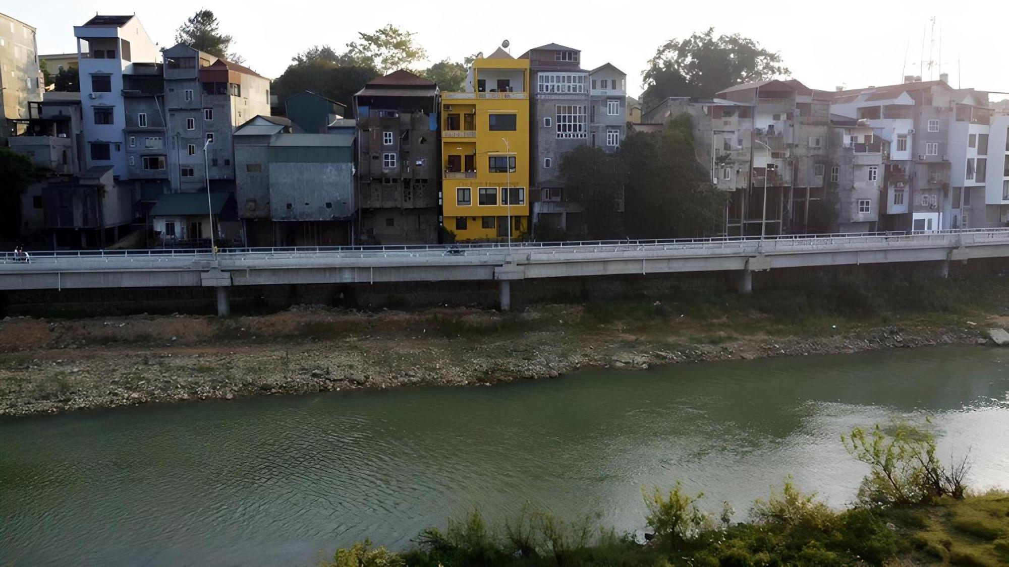 Tit Mit Homestay กาวบั่ง ภายนอก รูปภาพ