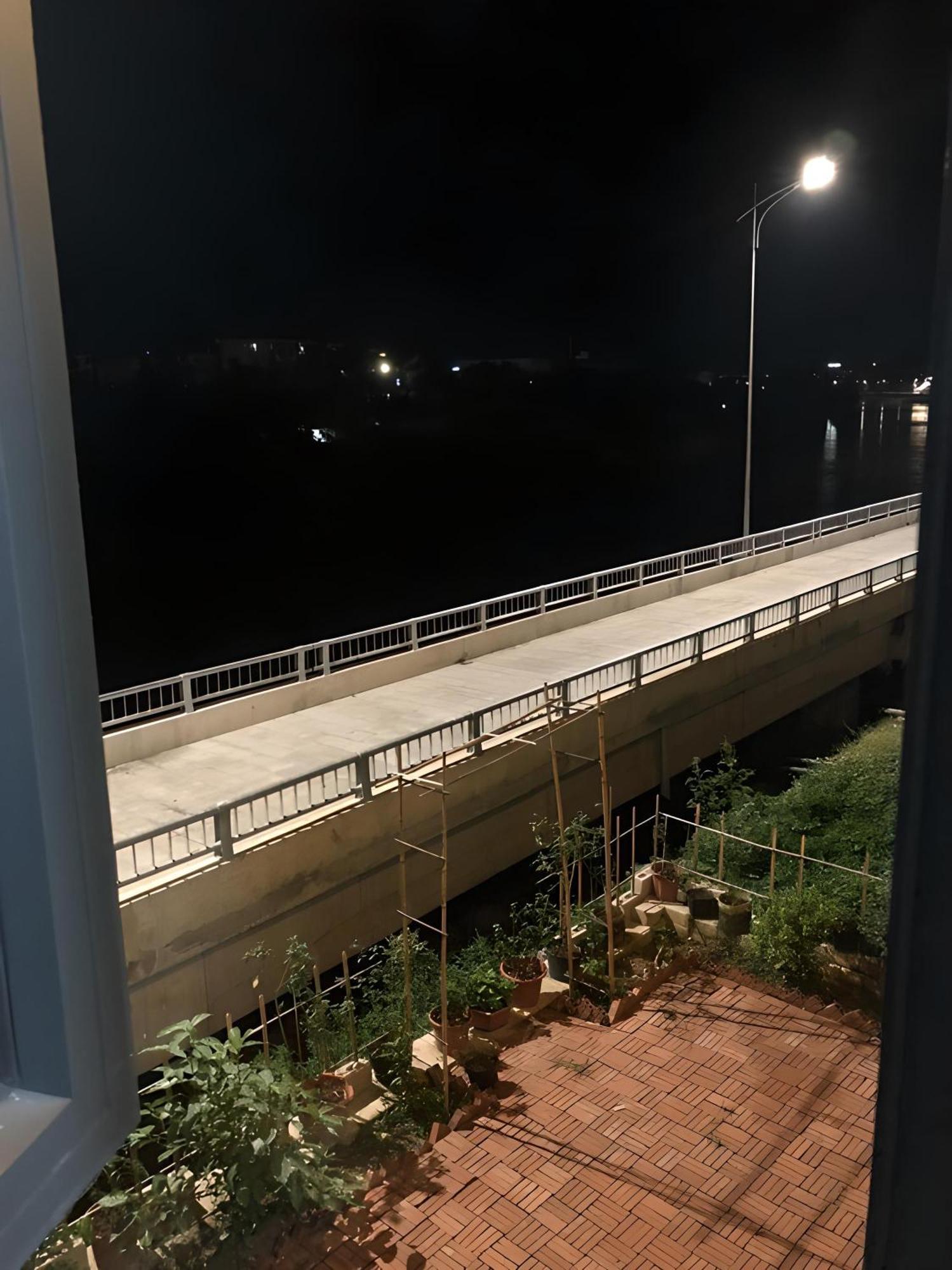 Tit Mit Homestay กาวบั่ง ภายนอก รูปภาพ
